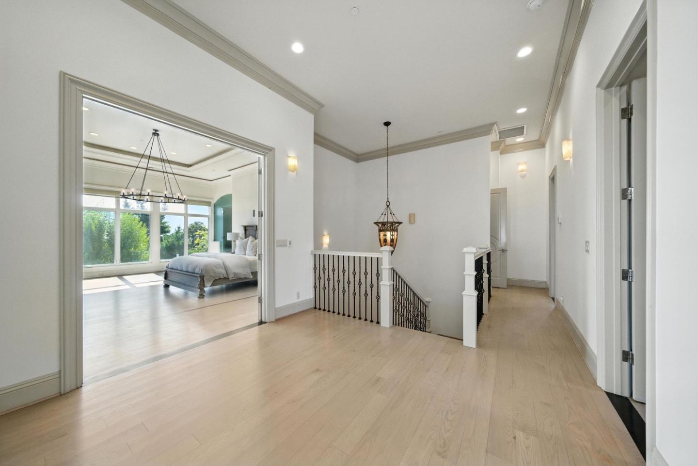 12252 Menalto Drive