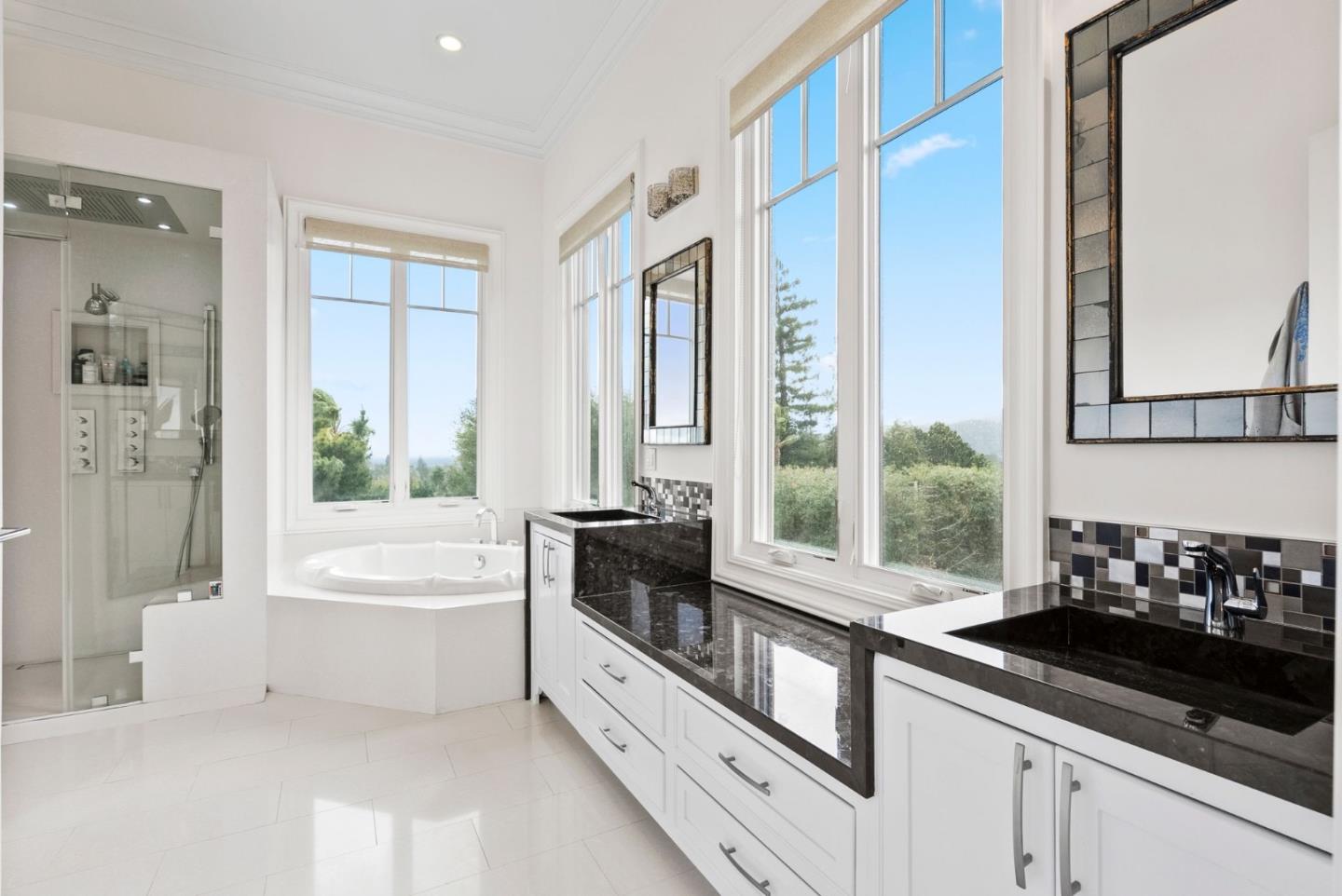12252 Menalto Drive