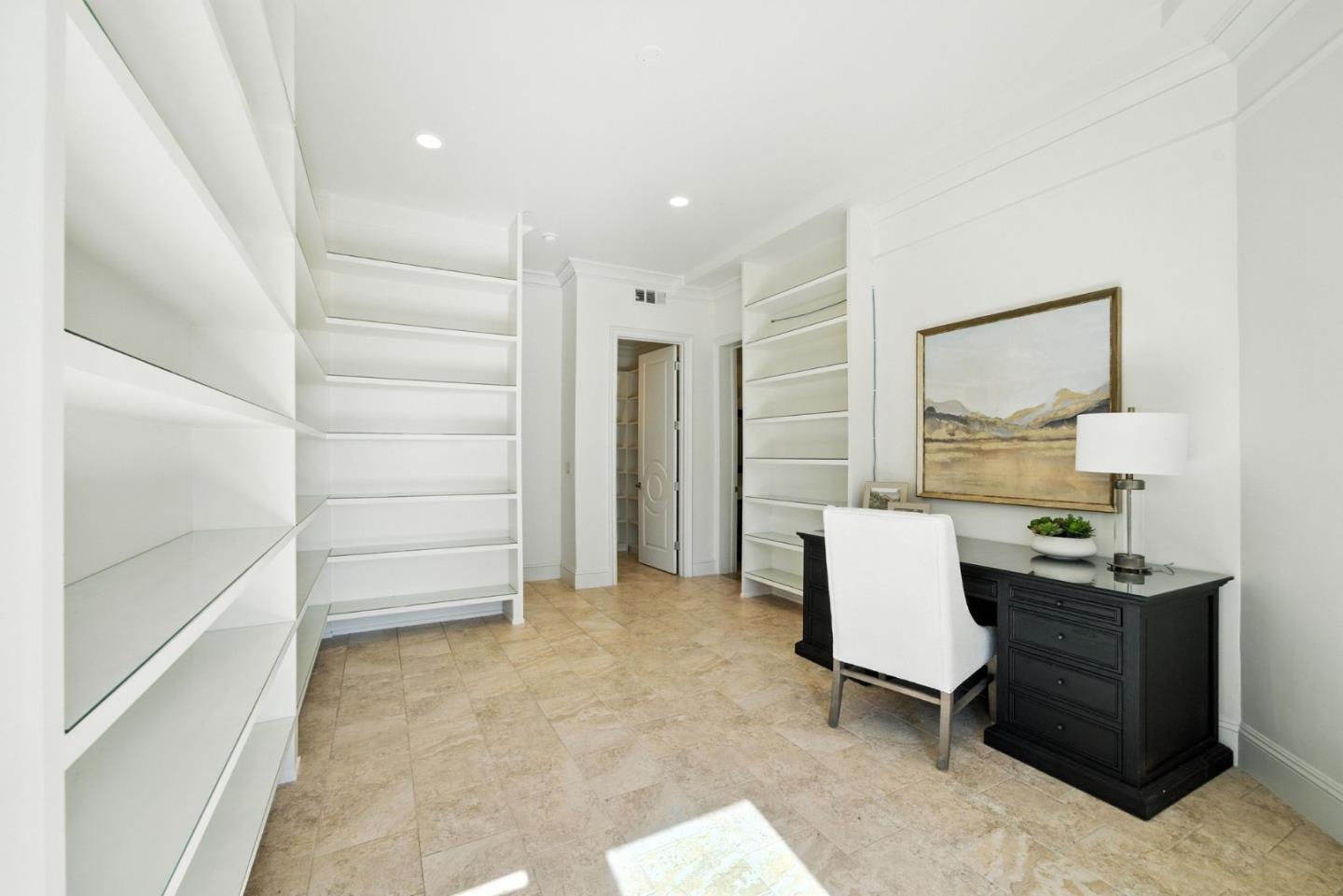 12252 Menalto Drive