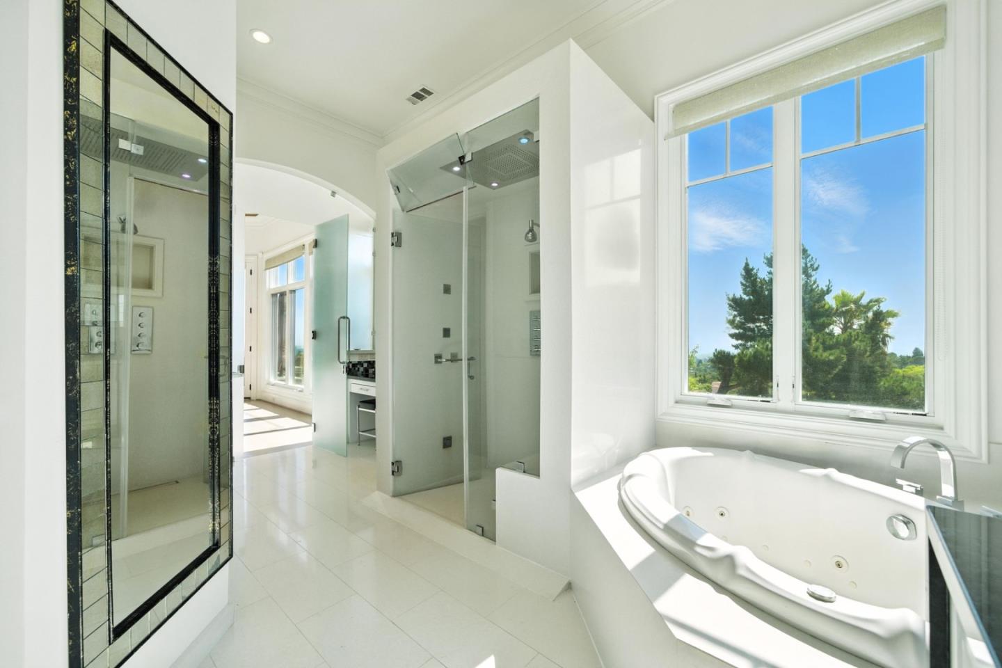 12252 Menalto Drive
