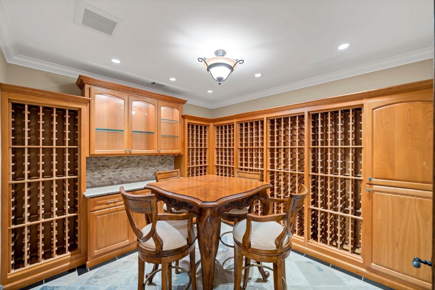 1826 Waverley Street