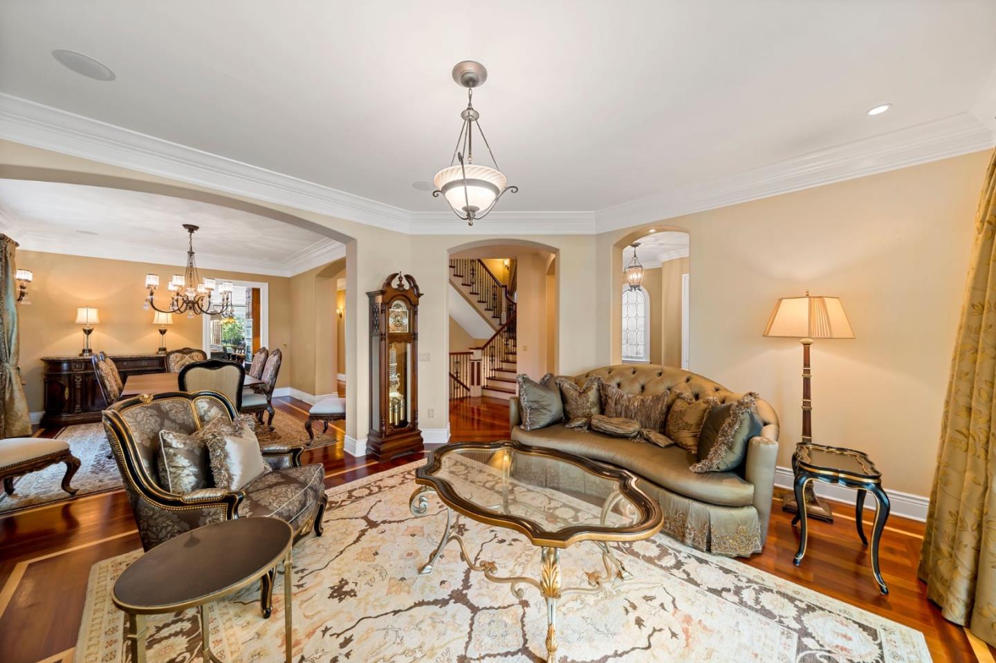 1826 Waverley Street