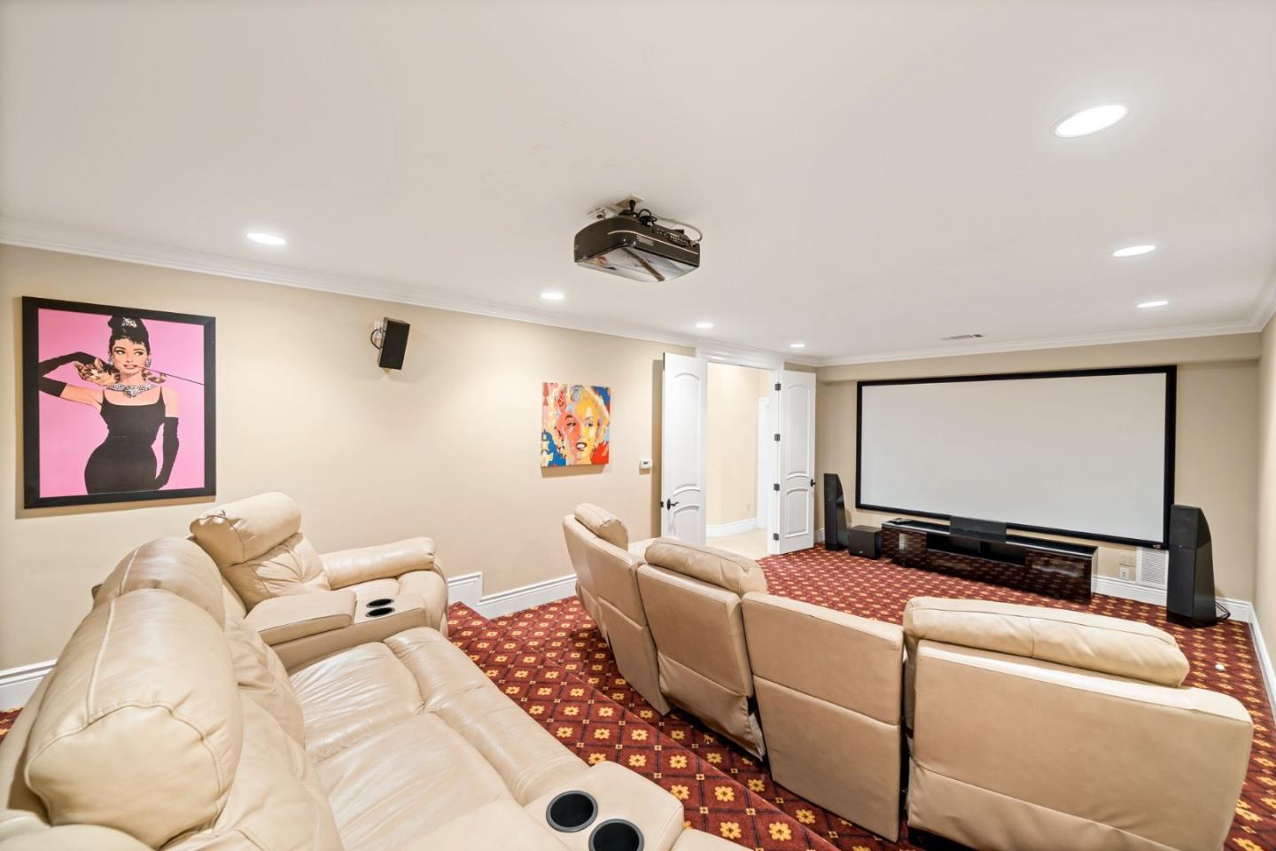 1826 Waverley Street