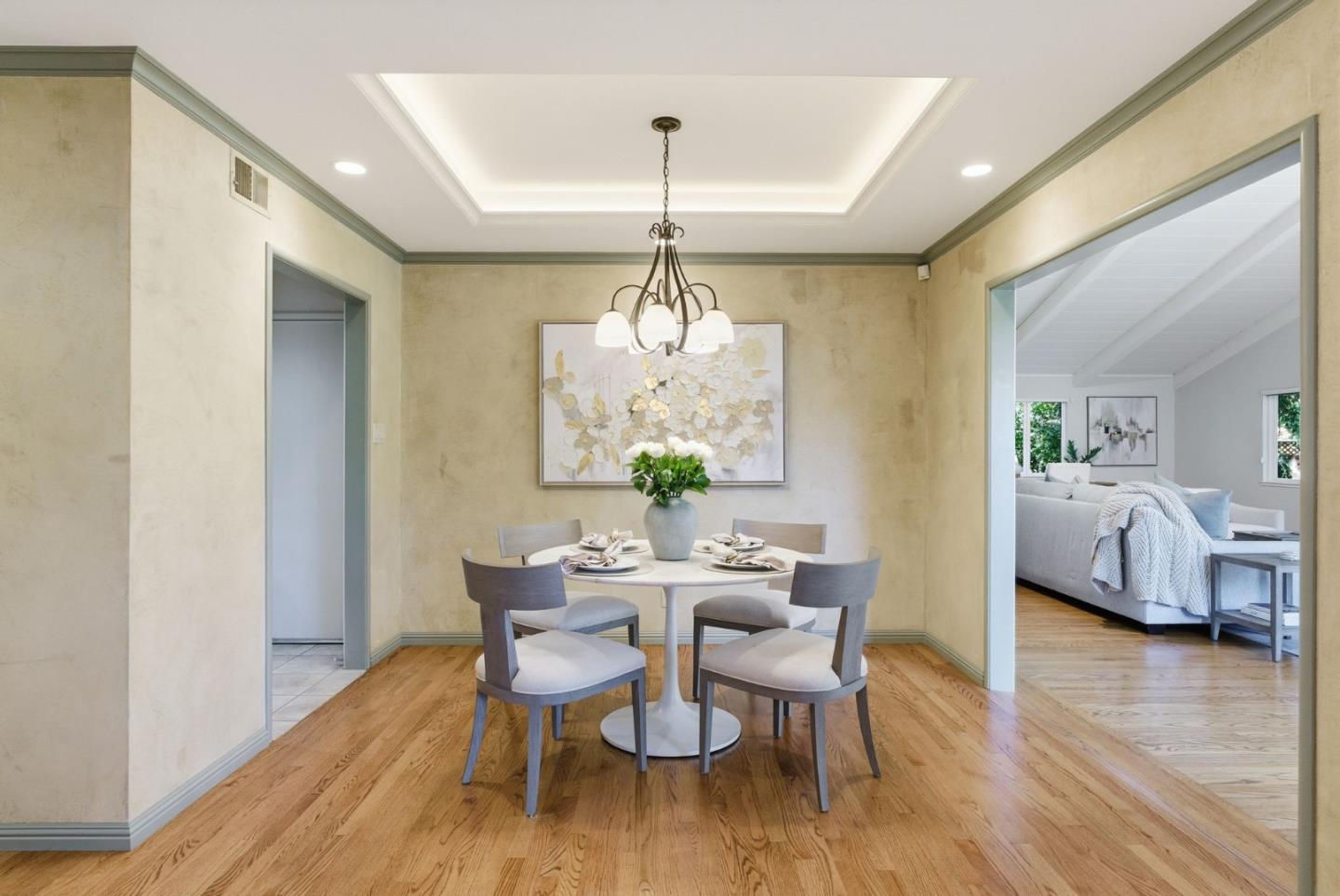 185 Beverly Lane