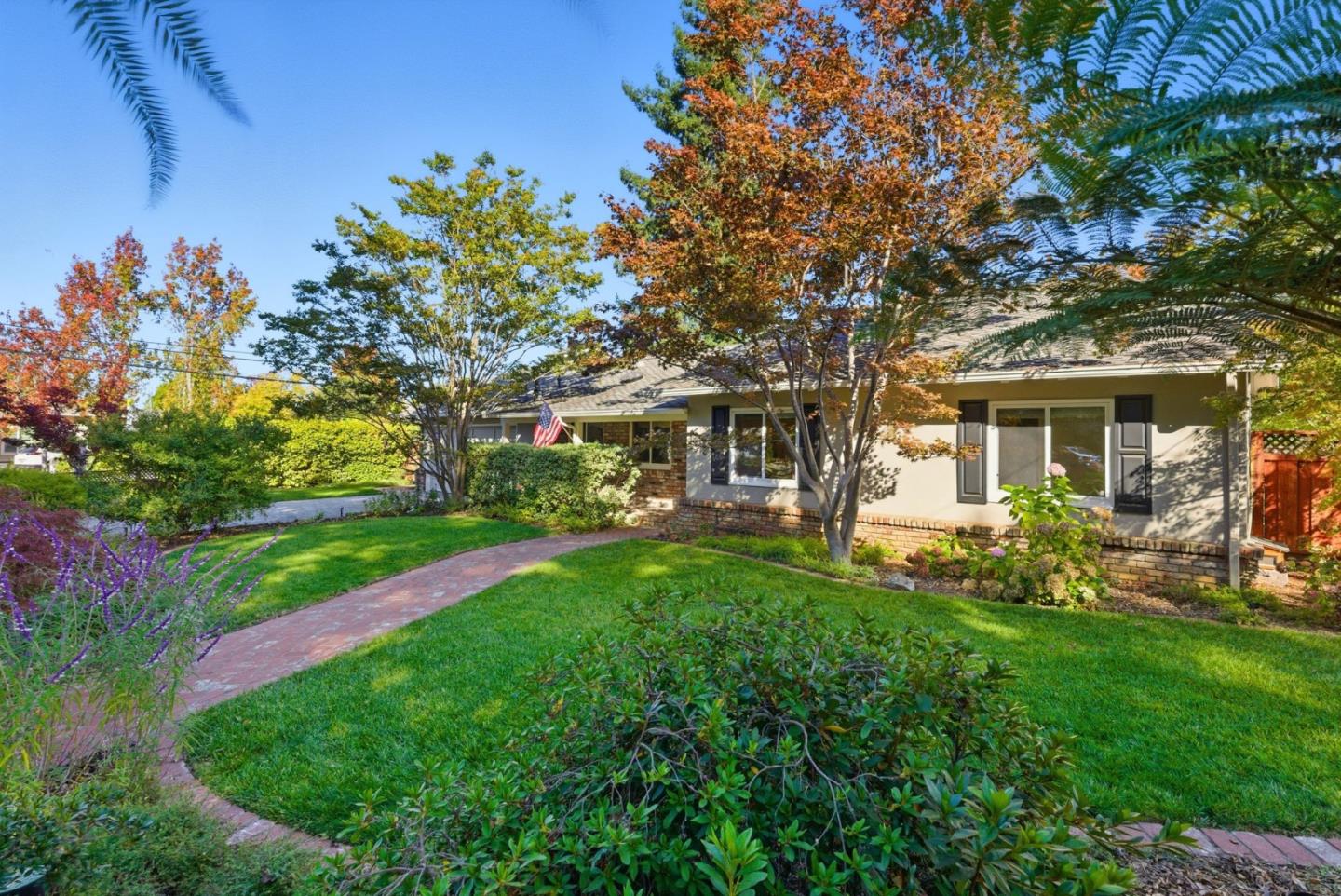 185 Beverly Lane