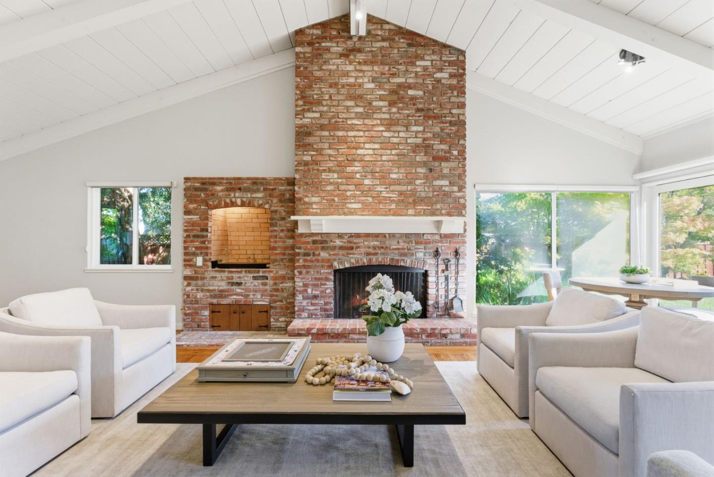 185 Beverly Lane