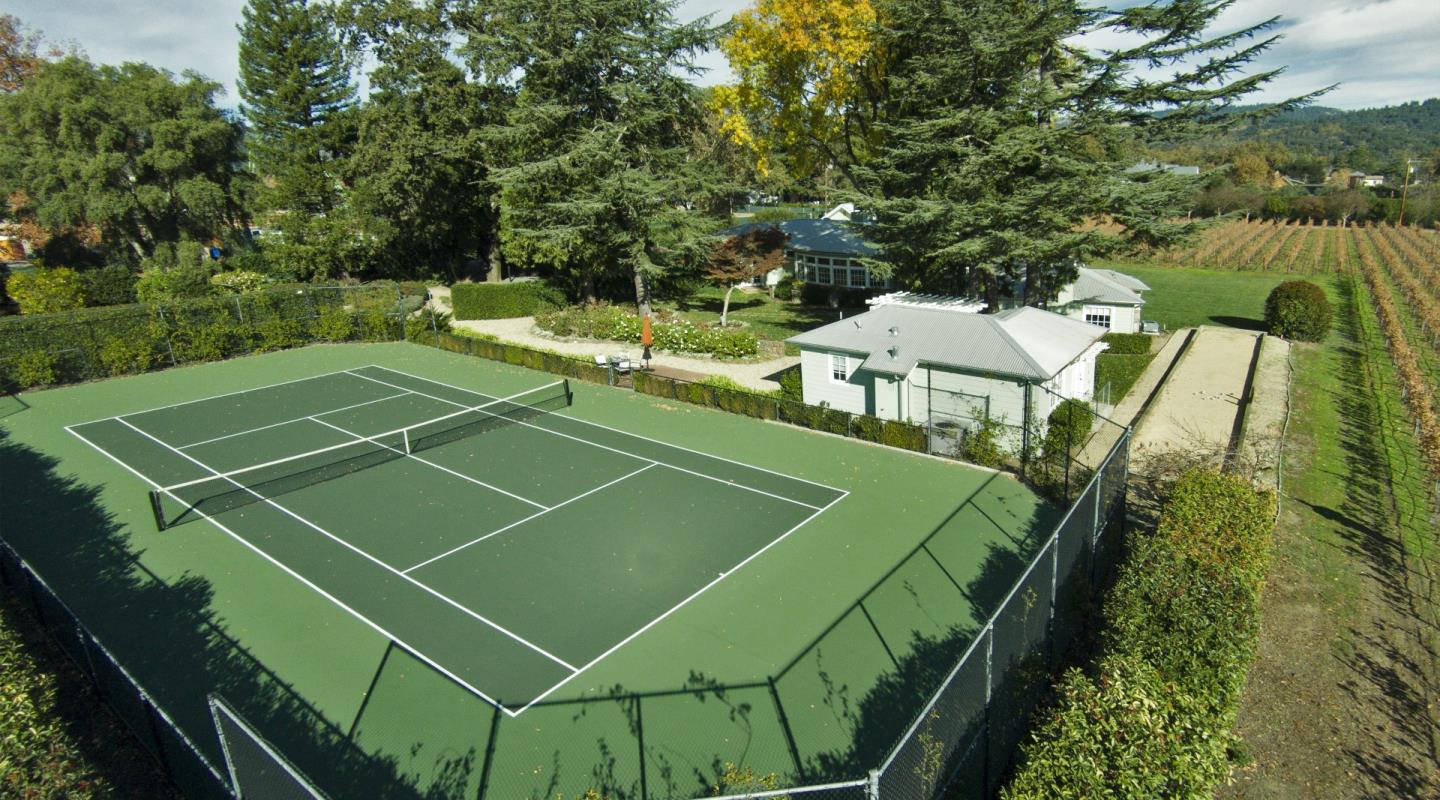 555 Zinfandel Lane