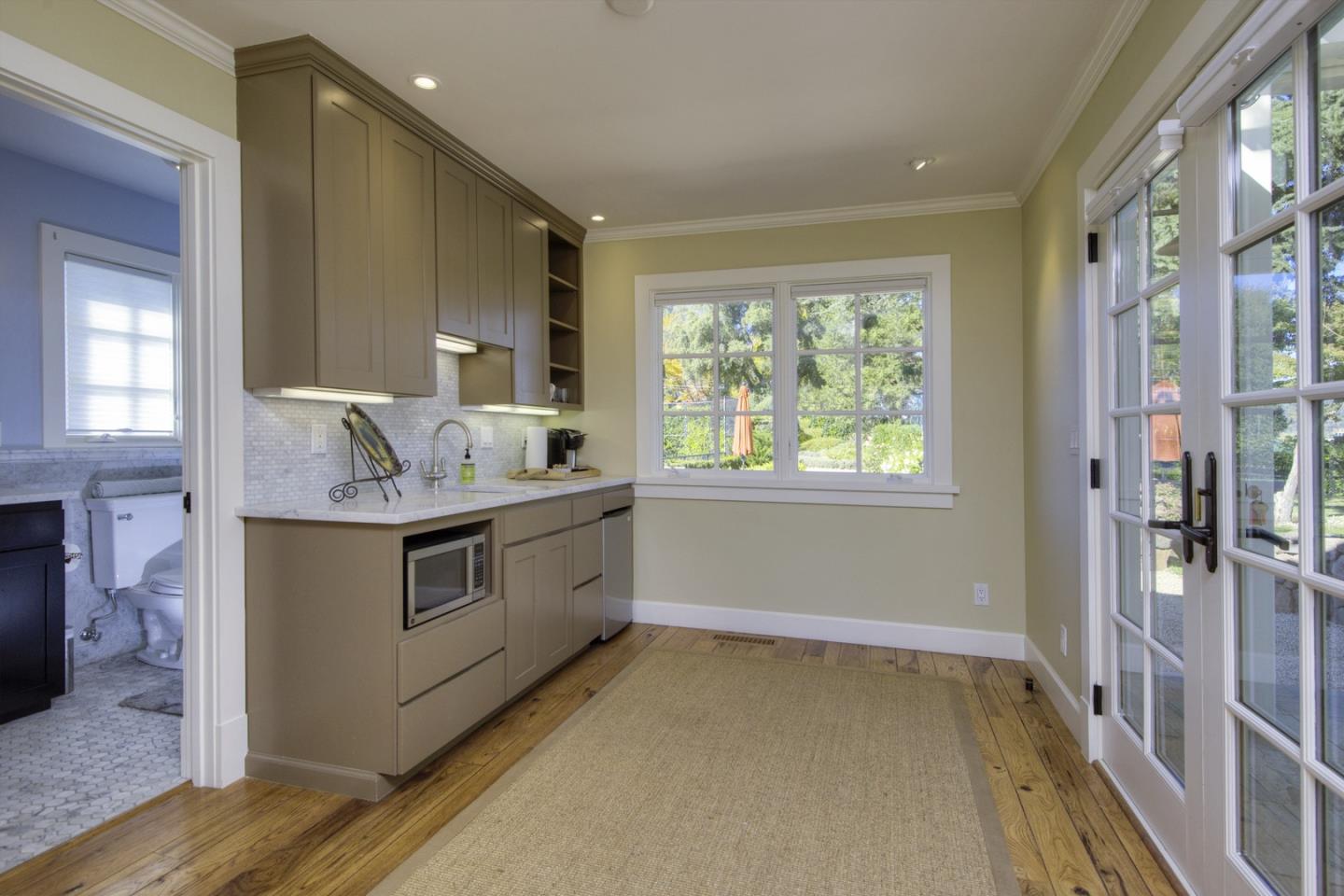 555 Zinfandel Lane