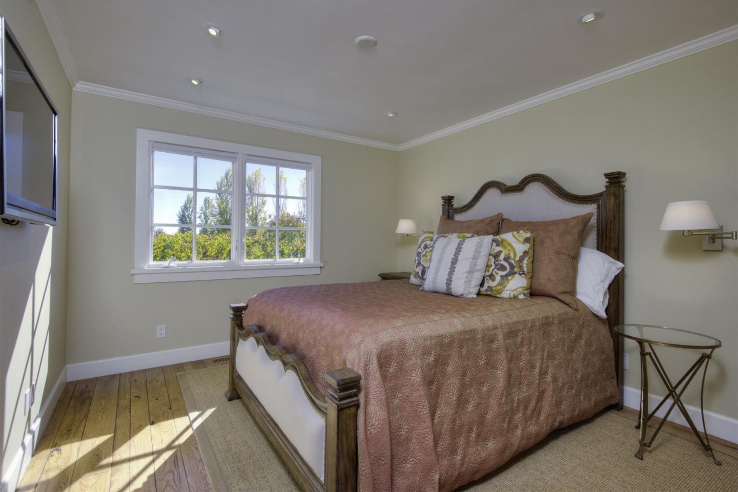 555 Zinfandel Lane