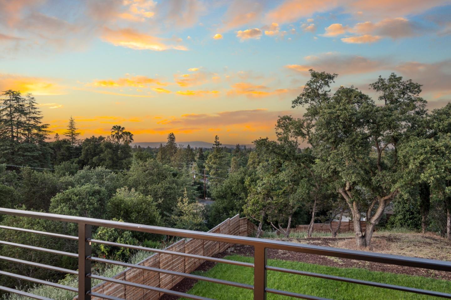 1127 Hillslope Place