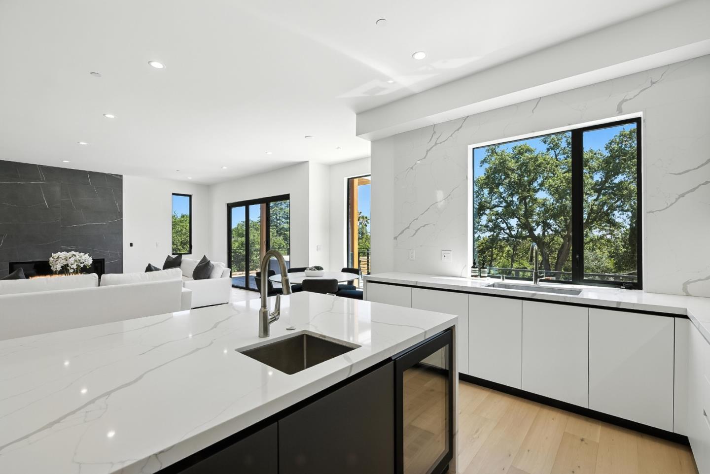 1127 Hillslope Place