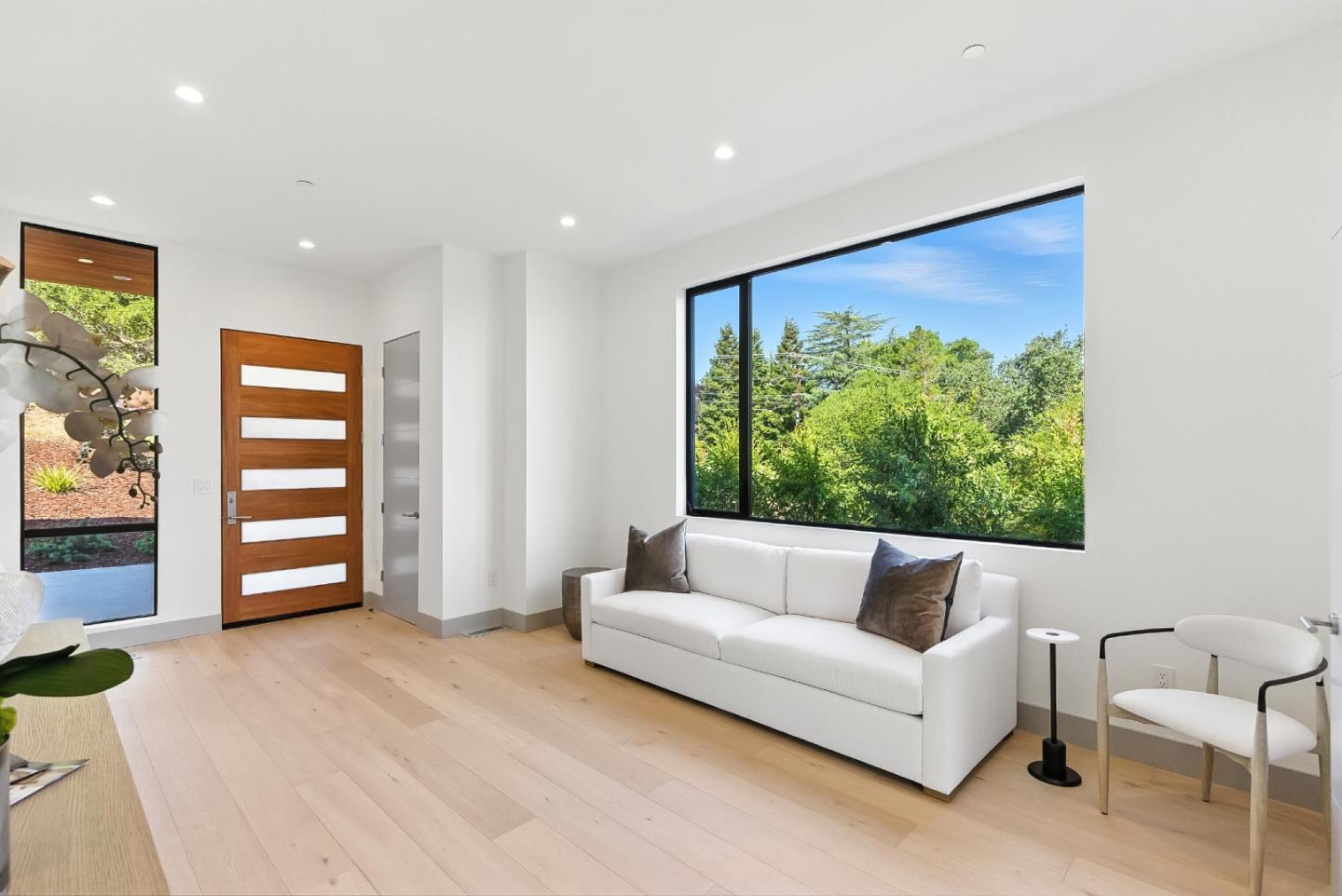 1127 Hillslope Place