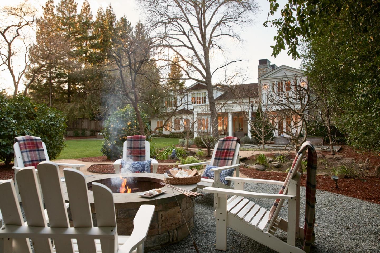 420 Magdalena Avenue