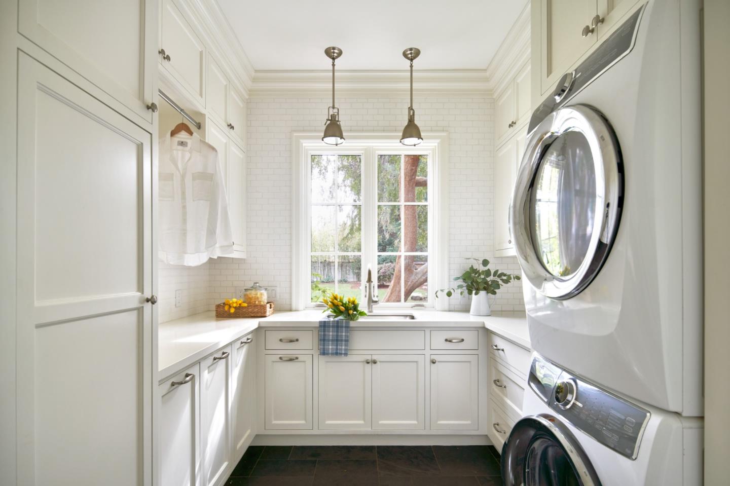 420 Magdalena Avenue