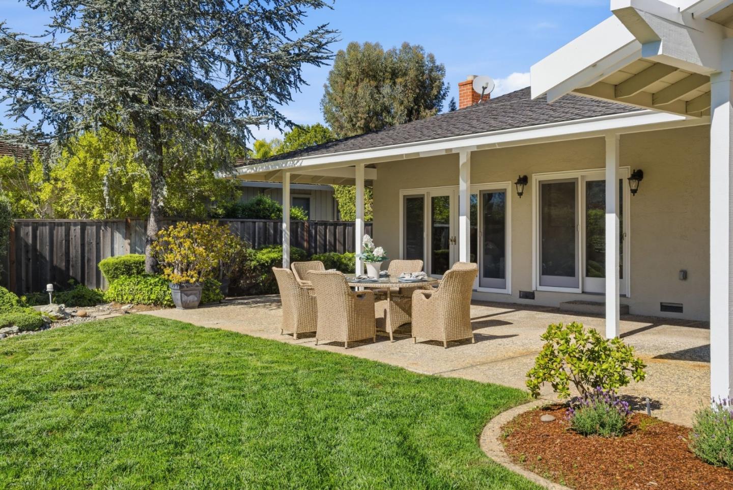 6915 Castlerock Drive