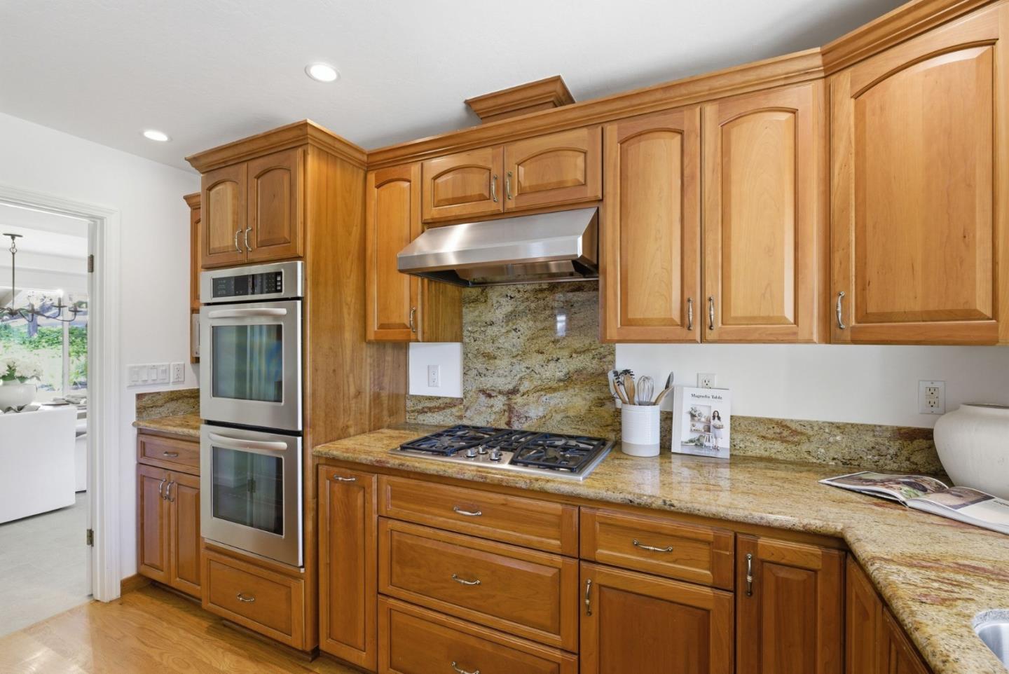 6915 Castlerock Drive