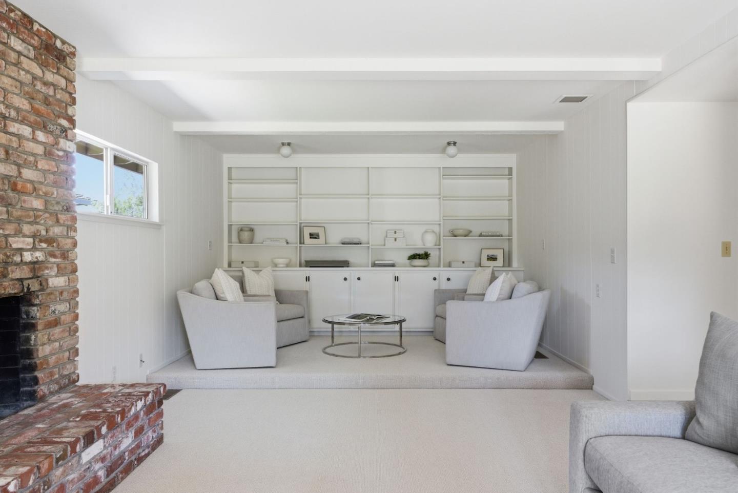 6915 Castlerock Drive