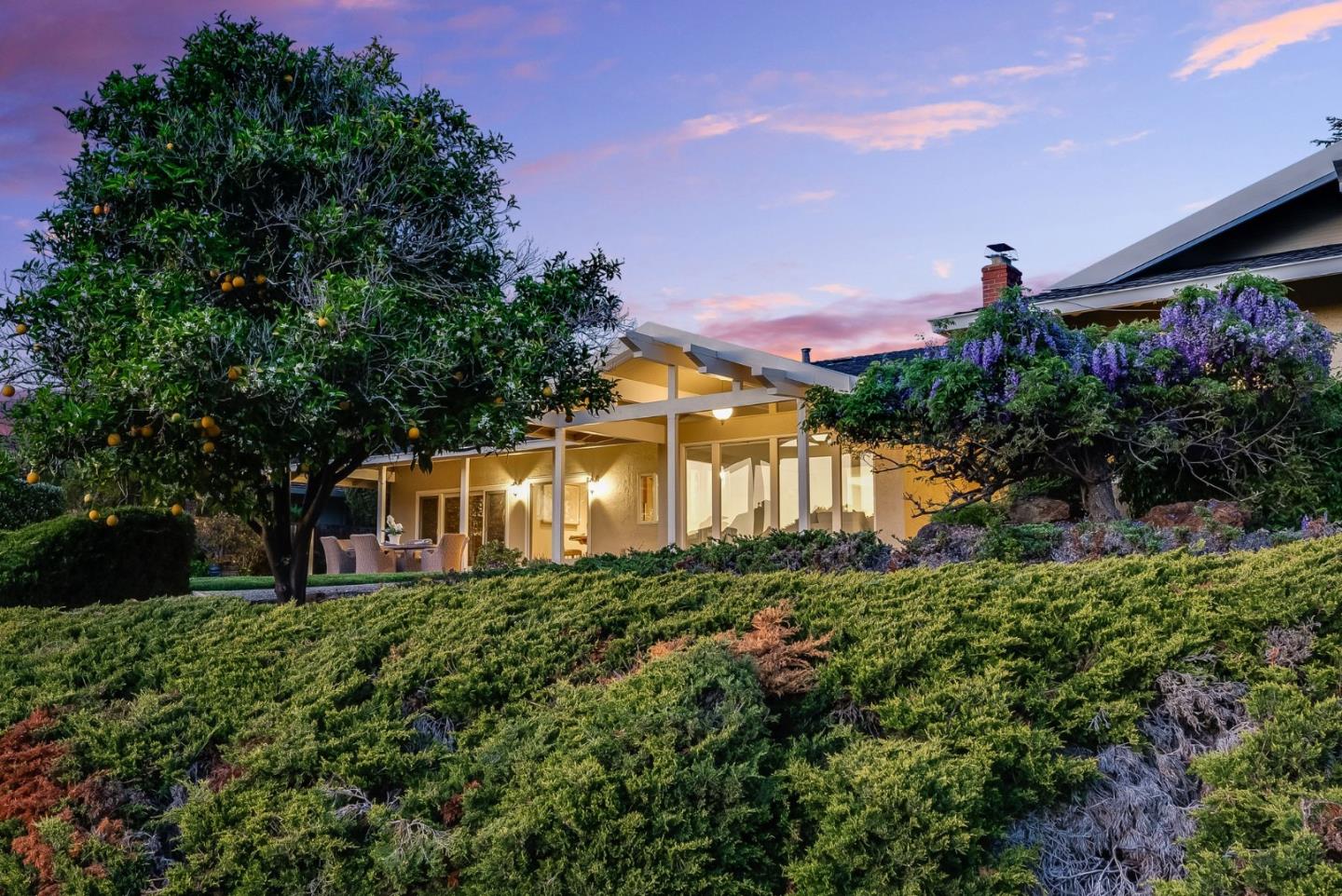 6915 Castlerock Drive