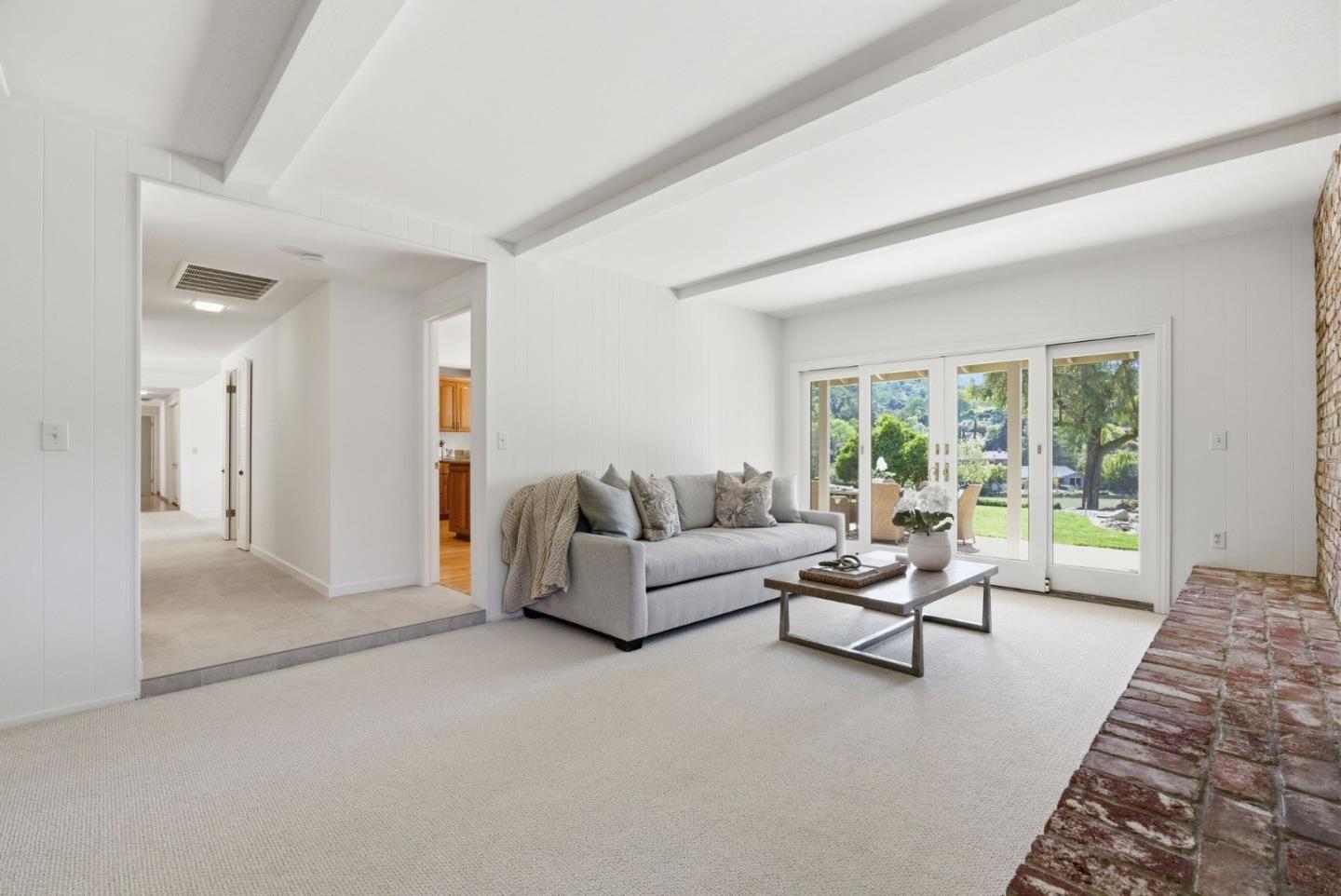 6915 Castlerock Drive