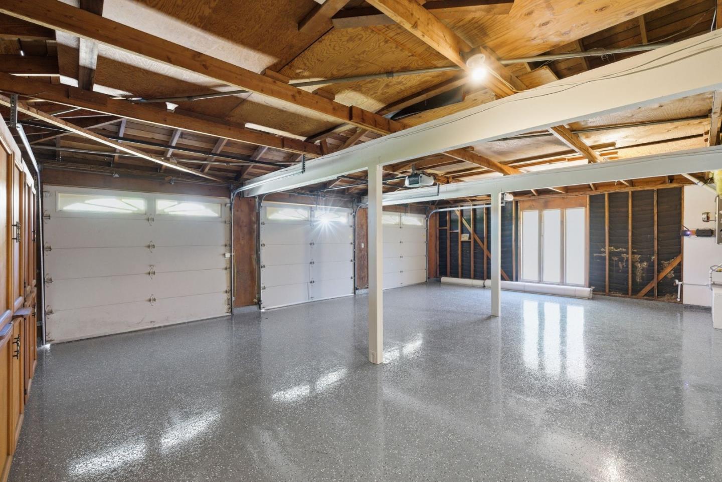 6915 Castlerock Drive