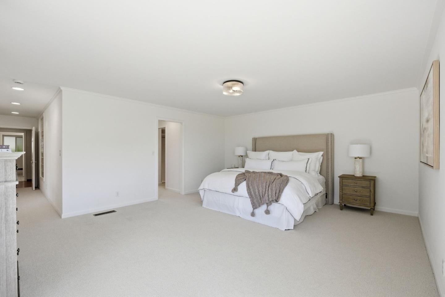 6915 Castlerock Drive