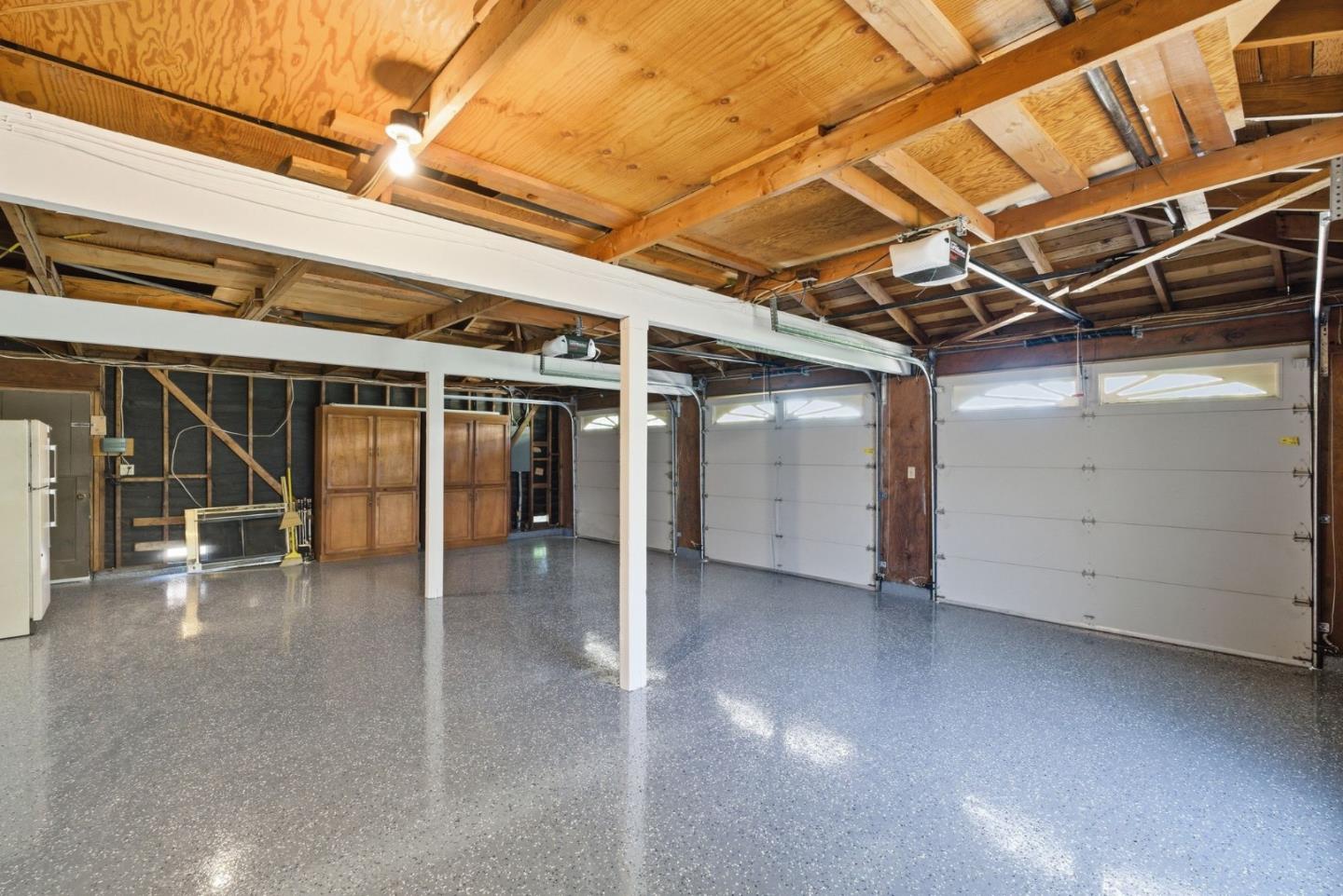 6915 Castlerock Drive