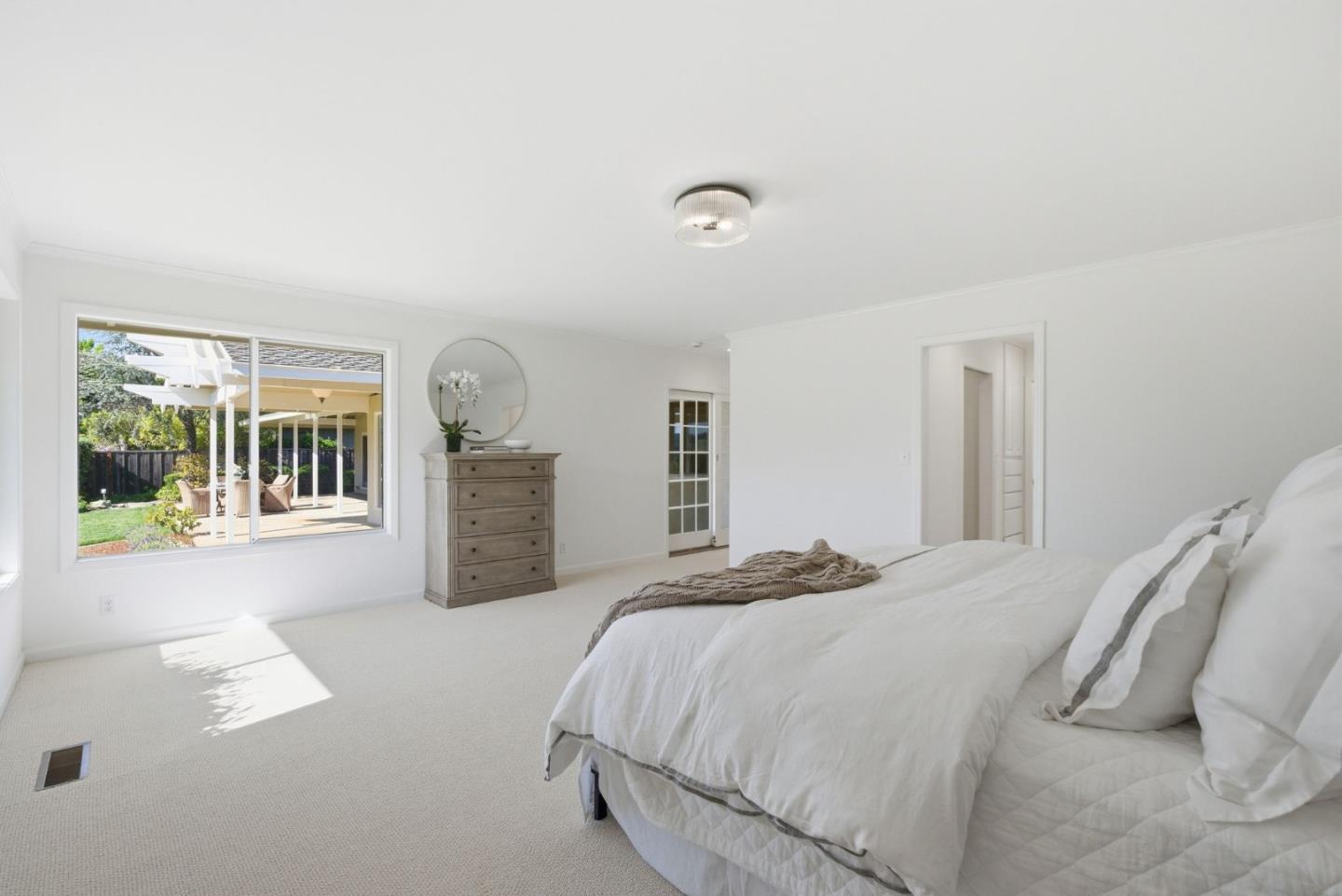 6915 Castlerock Drive