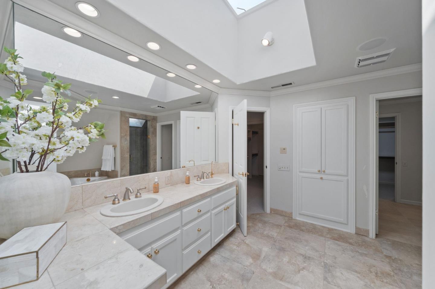 24970 Okeefe LN