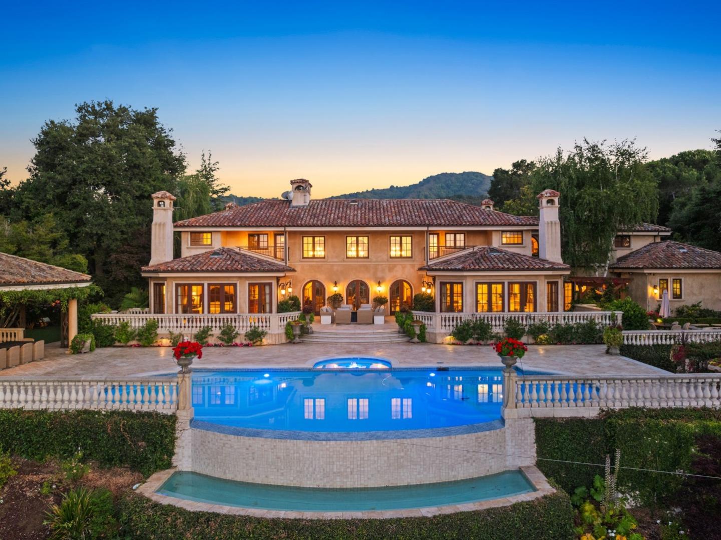 10285 Magdalena RD