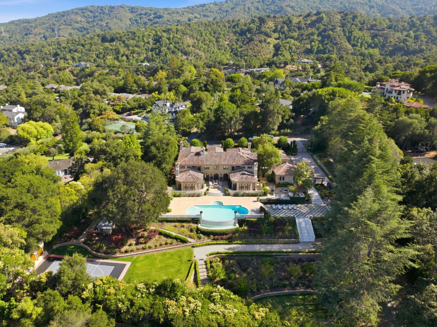 10285 Magdalena RD