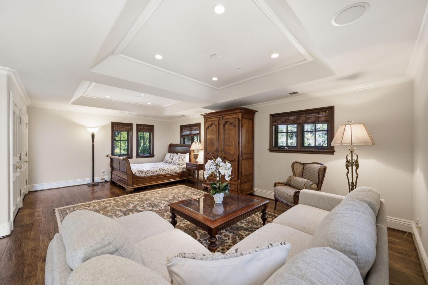 10285 Magdalena RD