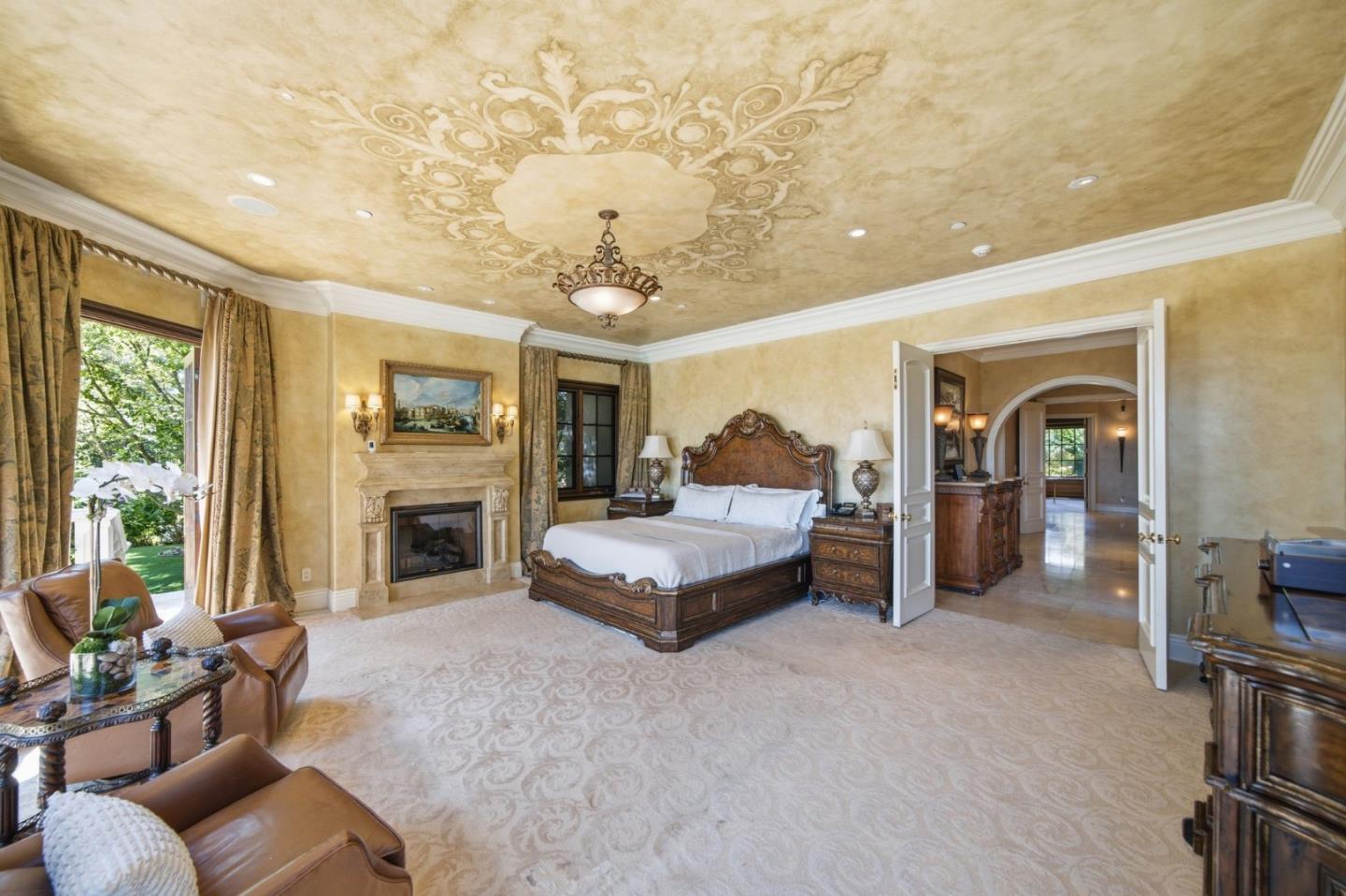 10285 Magdalena RD