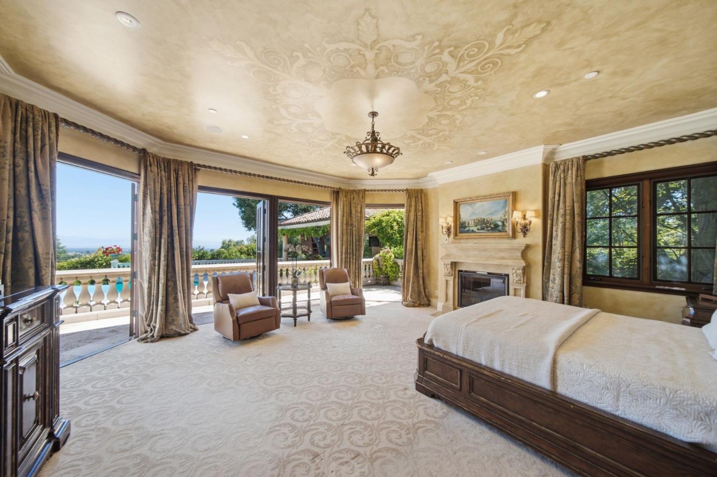 10285 Magdalena RD
