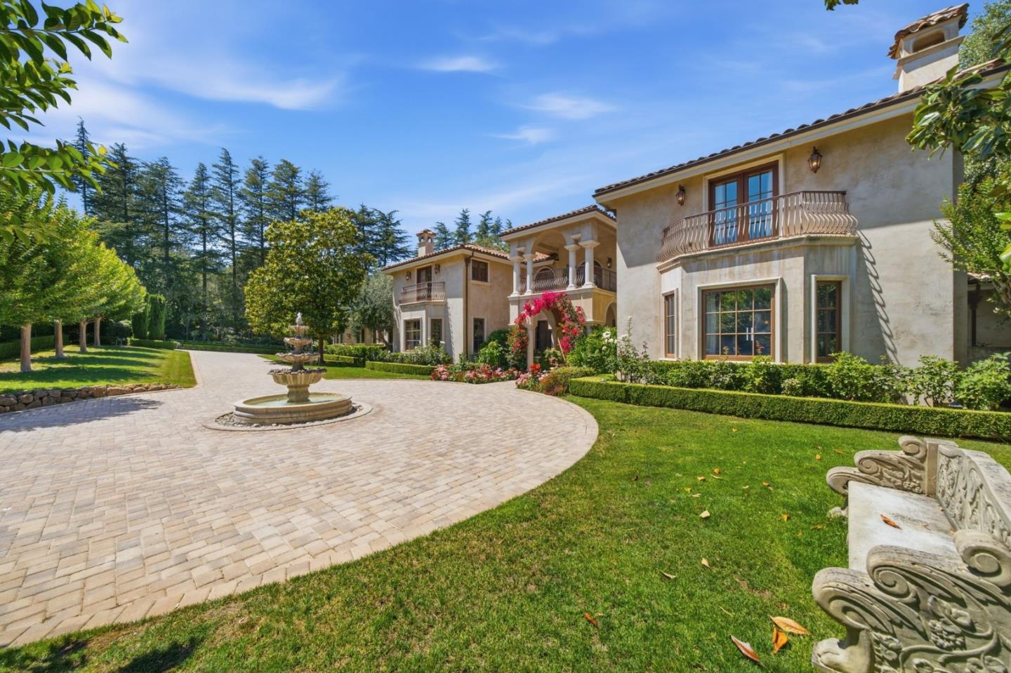 10285 Magdalena RD