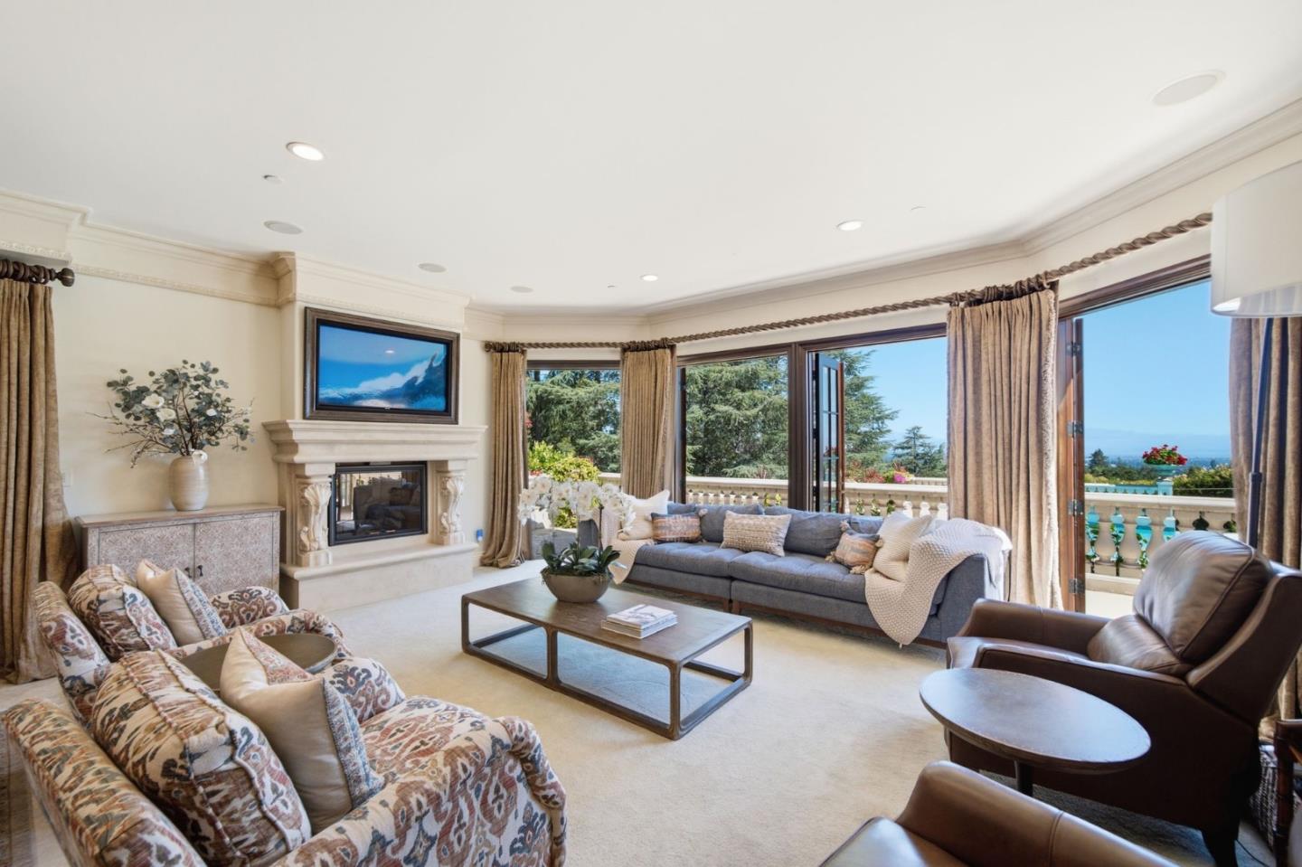 10285 Magdalena RD