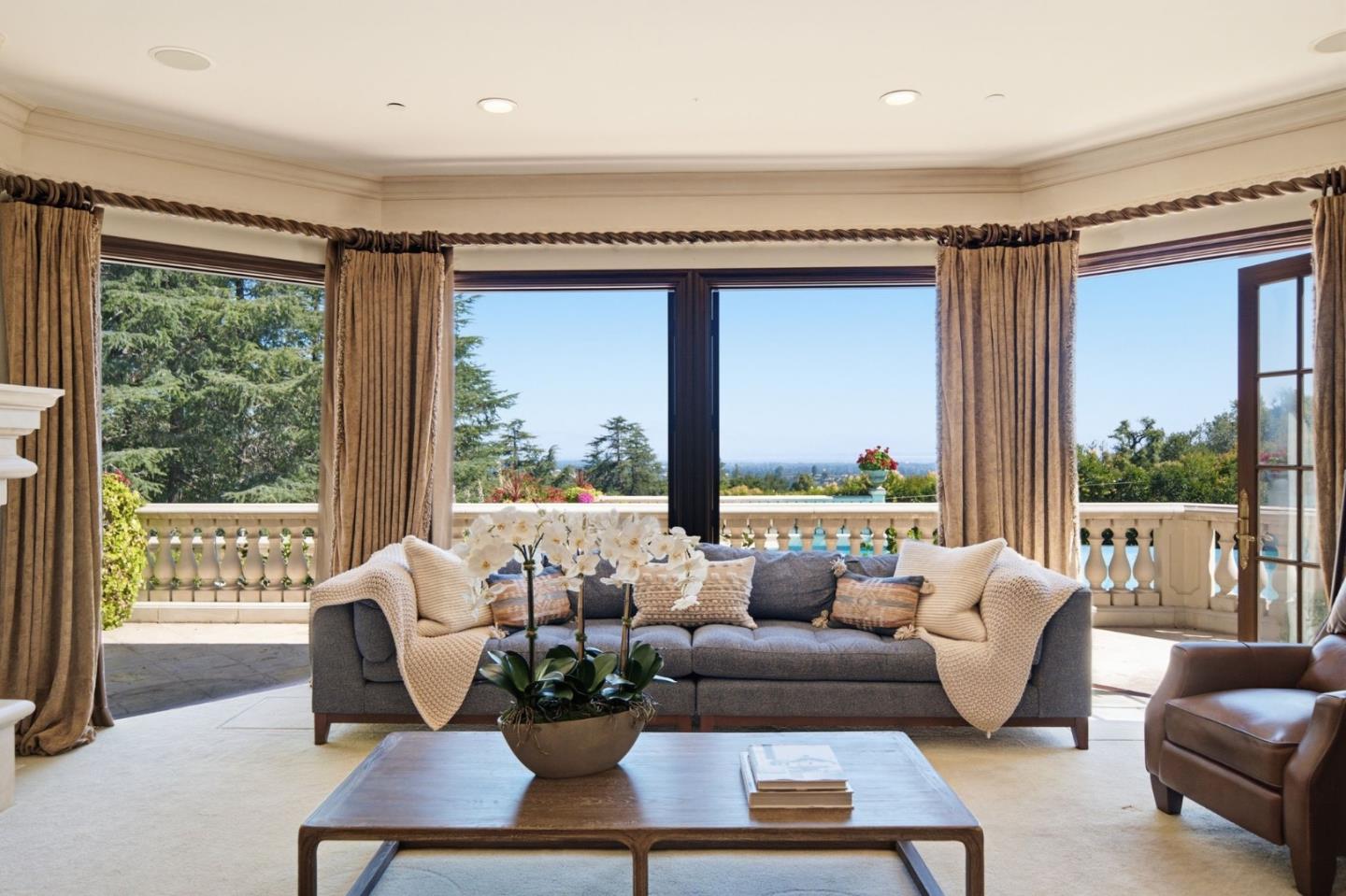 10285 Magdalena RD