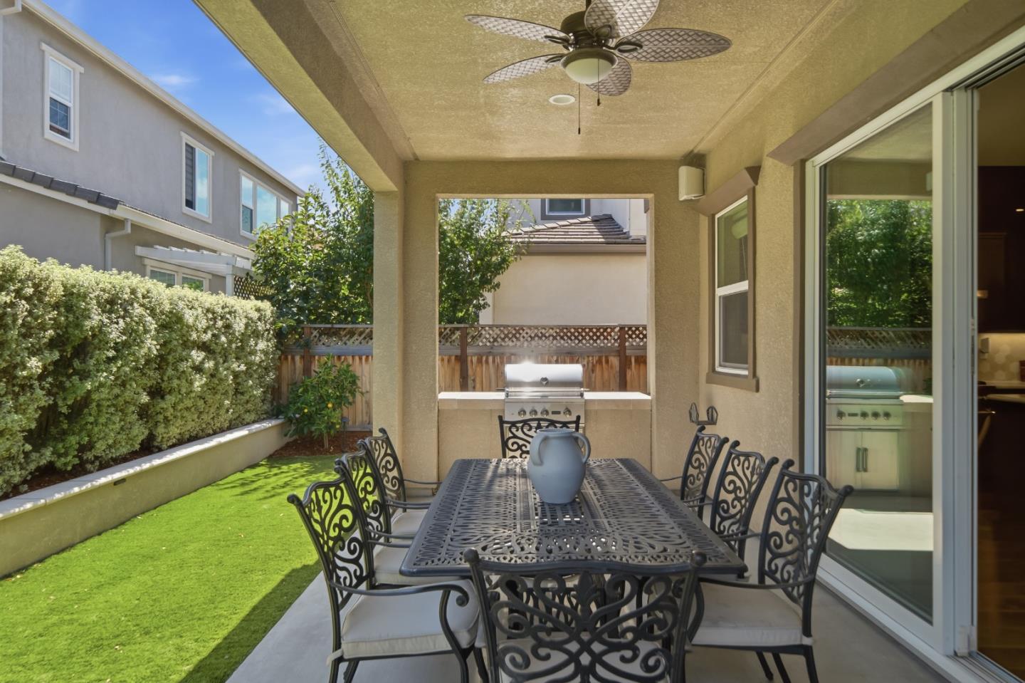 6752 Grasshopper AVE