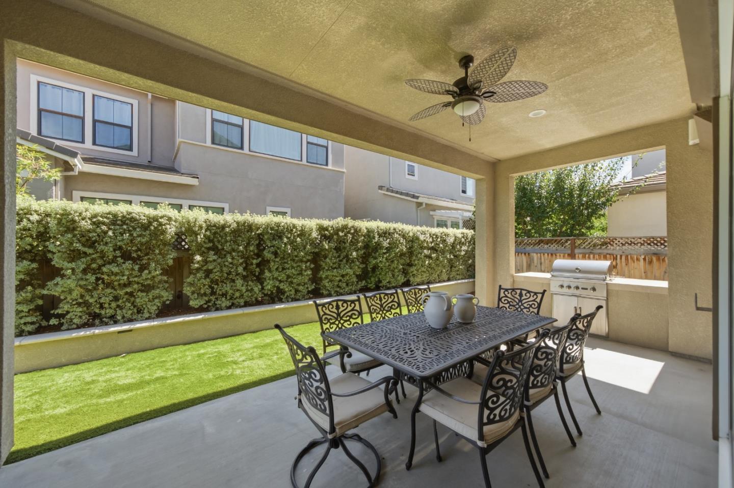 6752 Grasshopper AVE