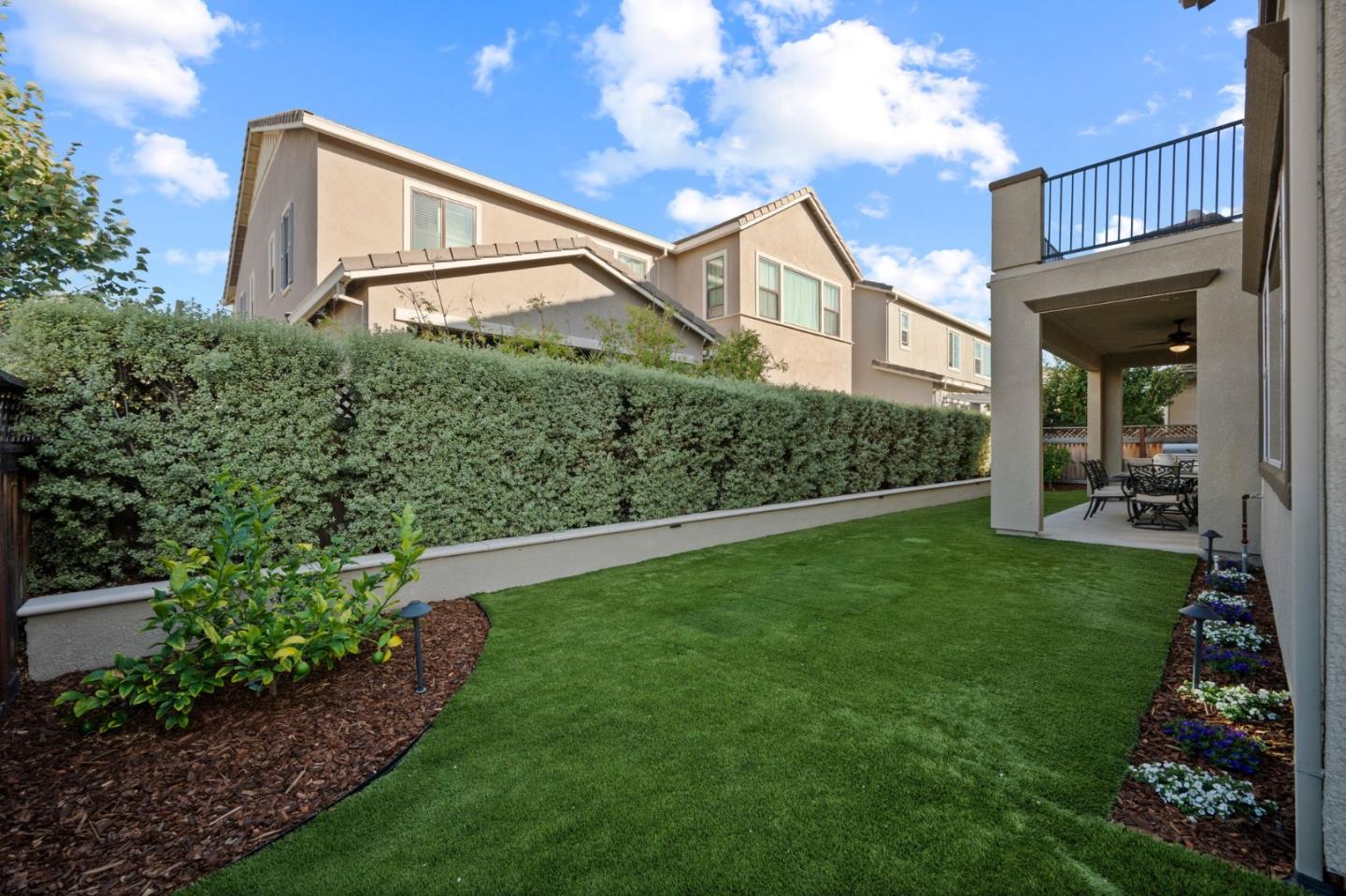 6752 Grasshopper AVE