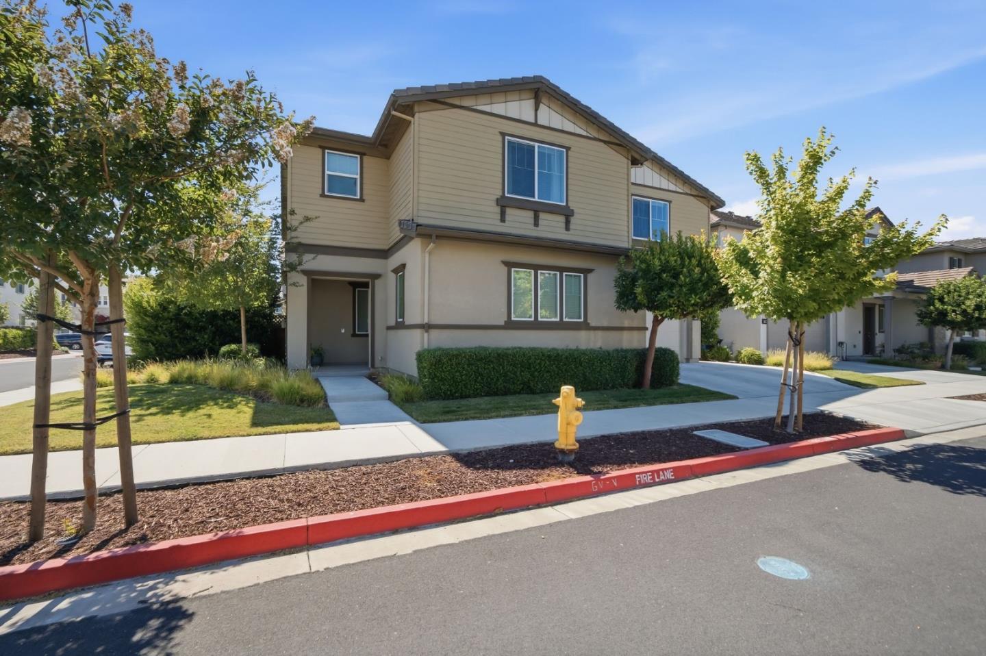 6752 Grasshopper AVE