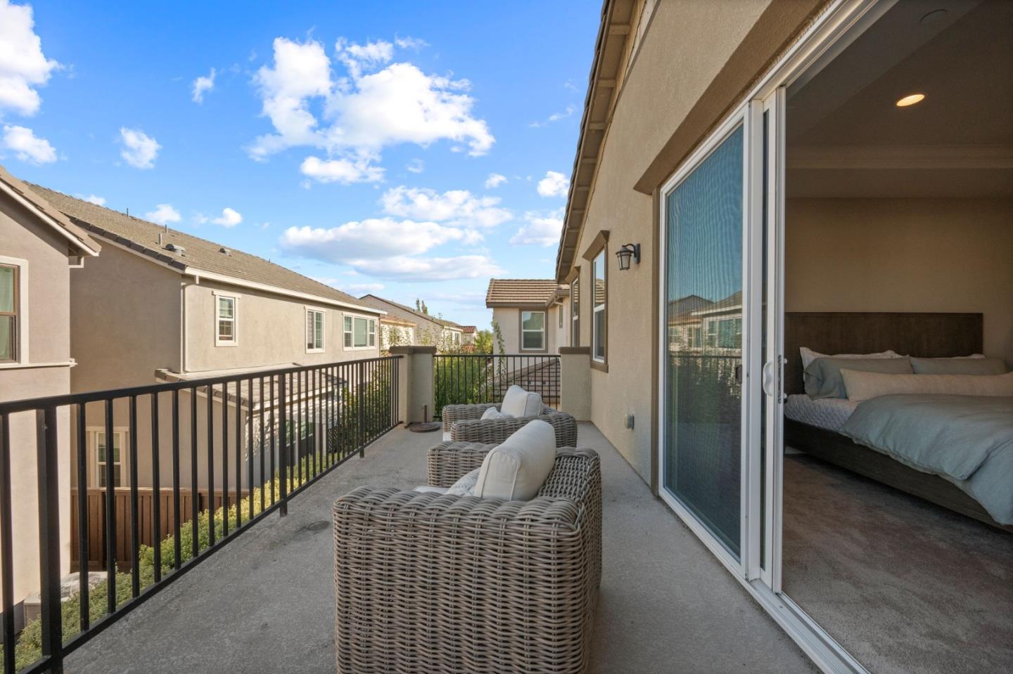 6752 Grasshopper AVE