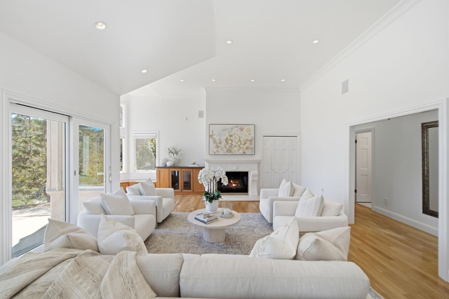 27960 Roble Blanco DR