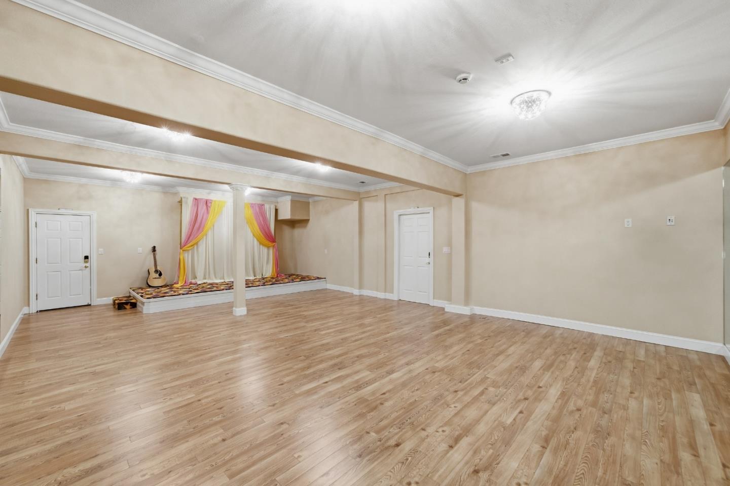 27960 Roble Blanco DR
