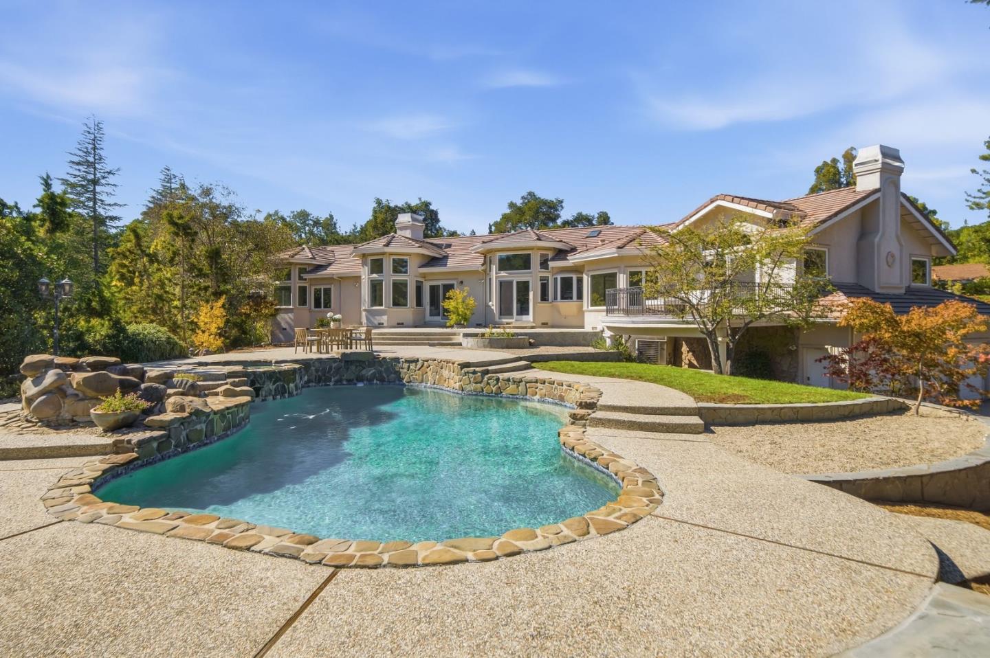 27960 Roble Blanco DR