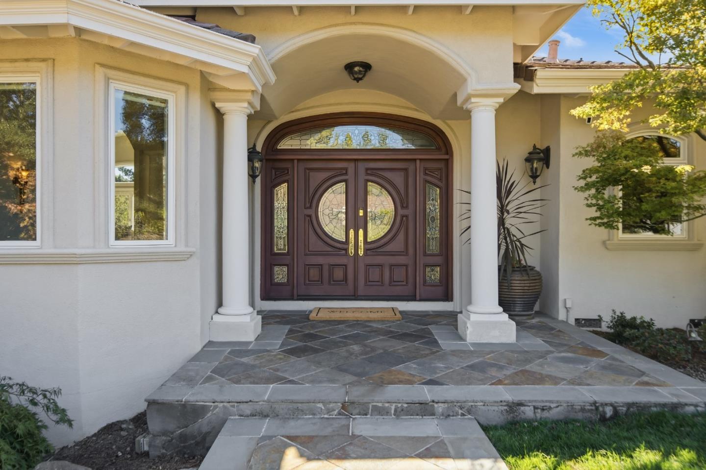 27960 Roble Blanco DR