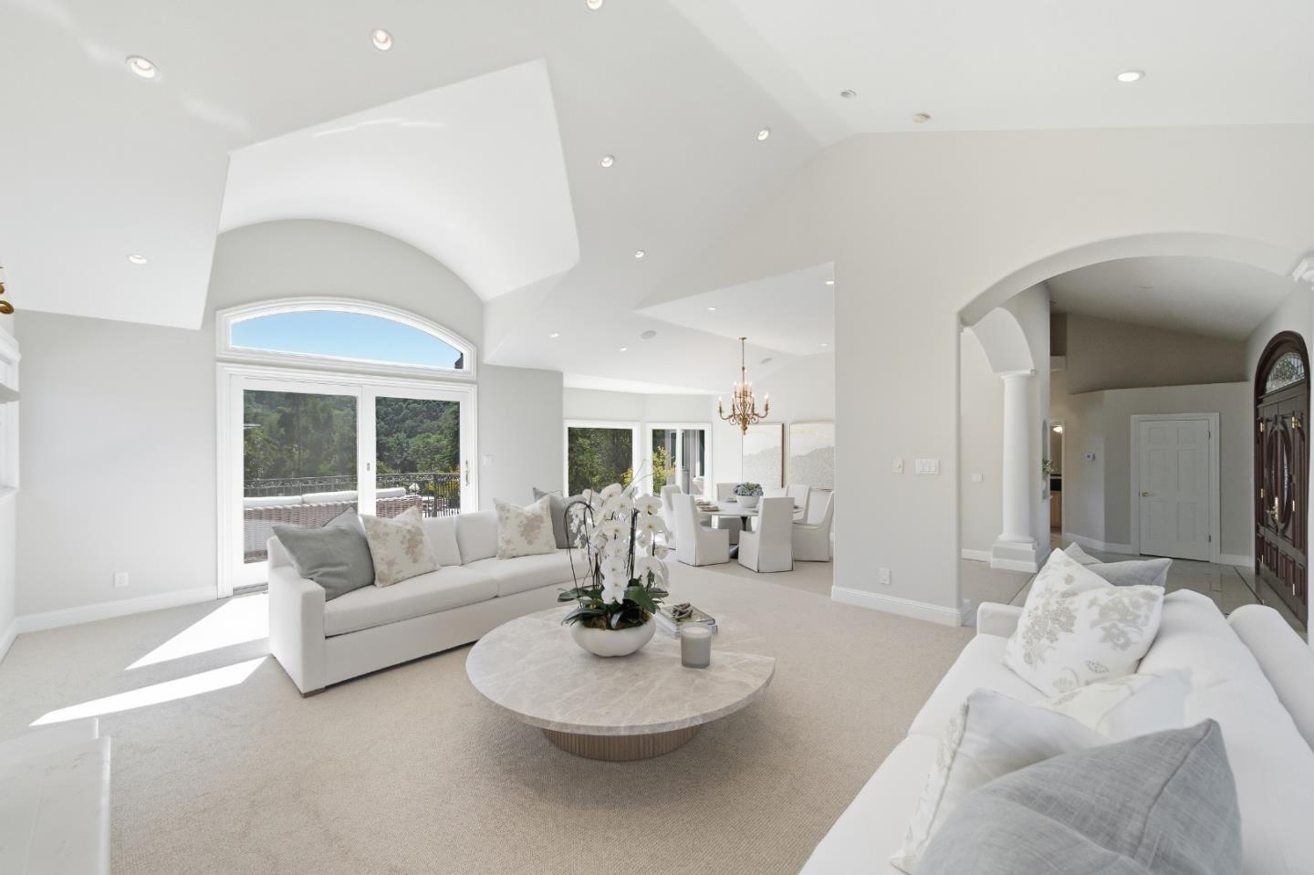 27960 Roble Blanco DR