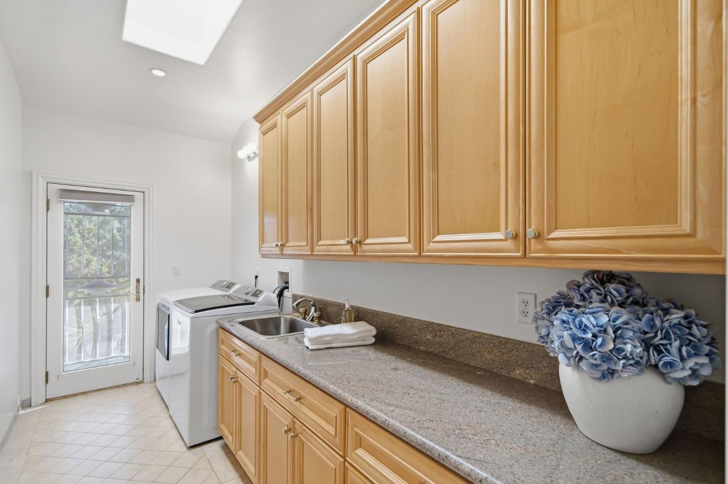 27960 Roble Blanco DR