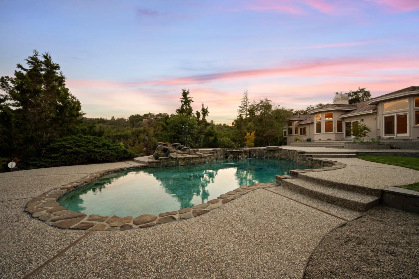 27960 Roble Blanco DR
