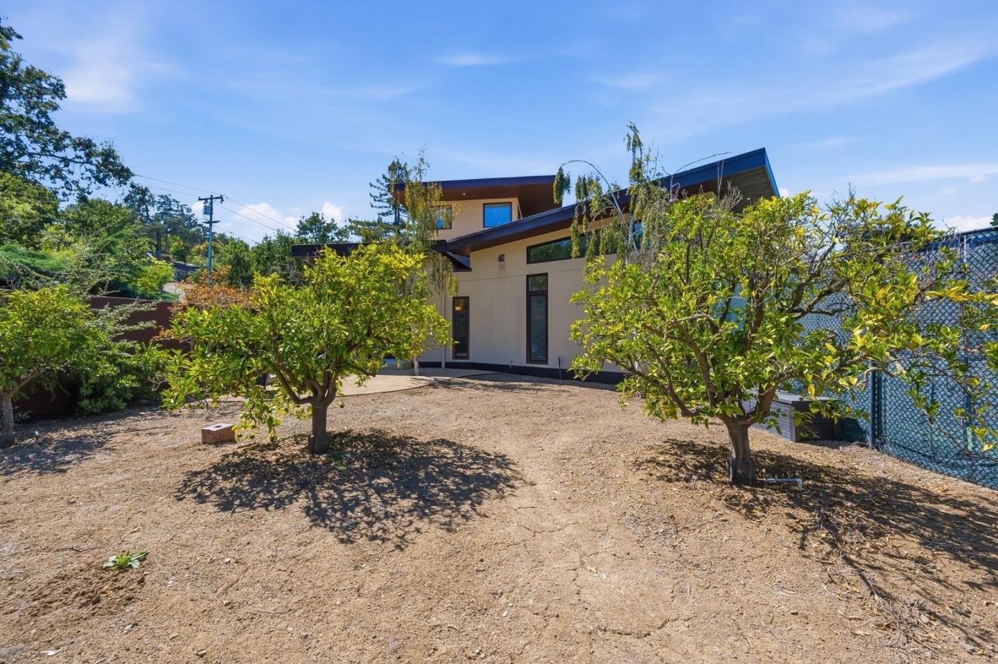 12271 Hilltop DR