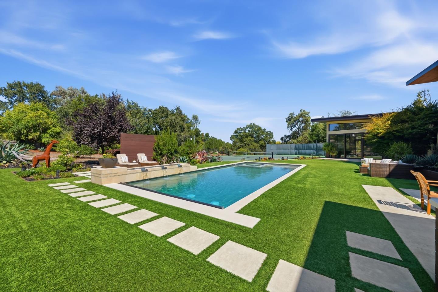 12271 Hilltop DR